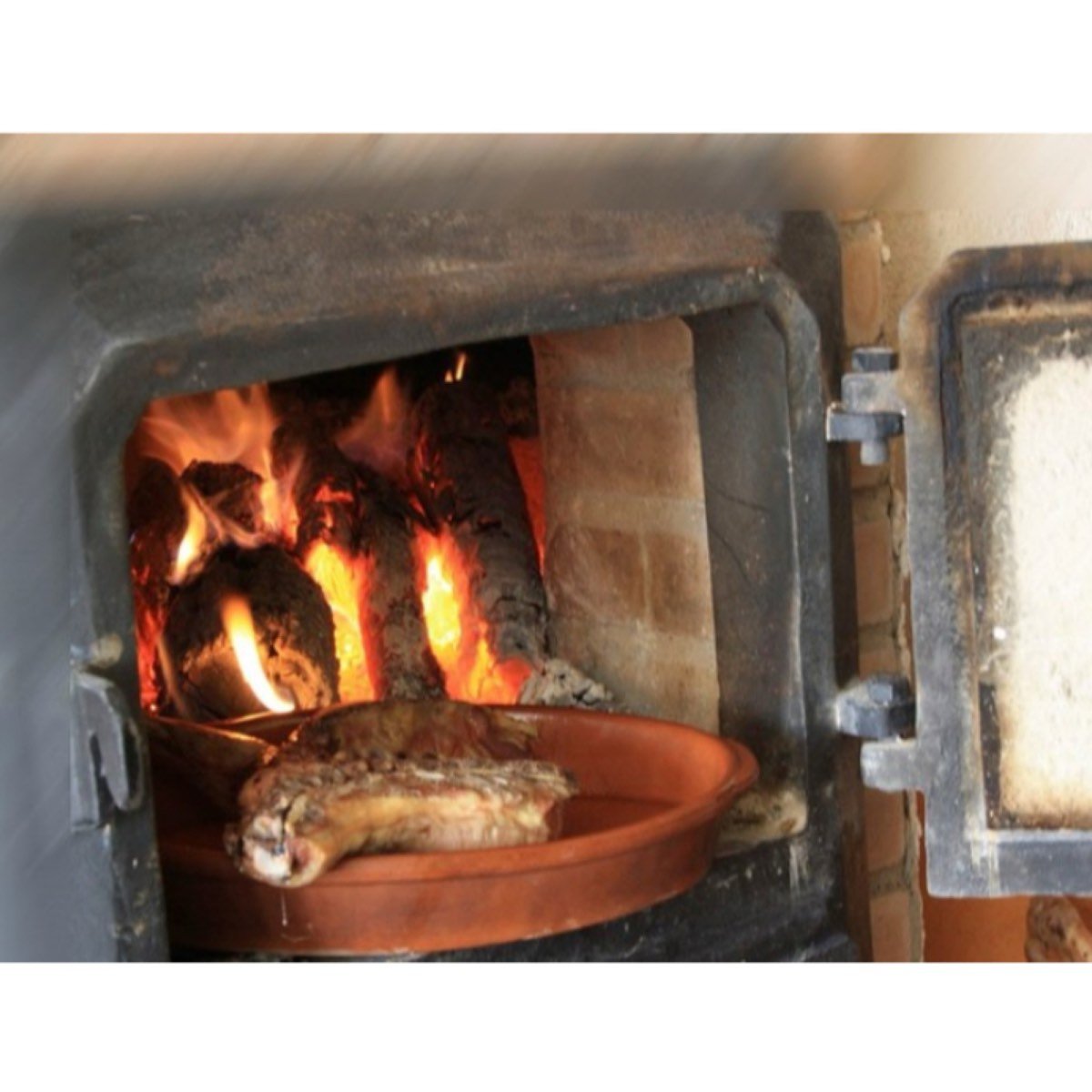 VENTA ASADOR Y APARTAMENTOS TURÍSTICOS