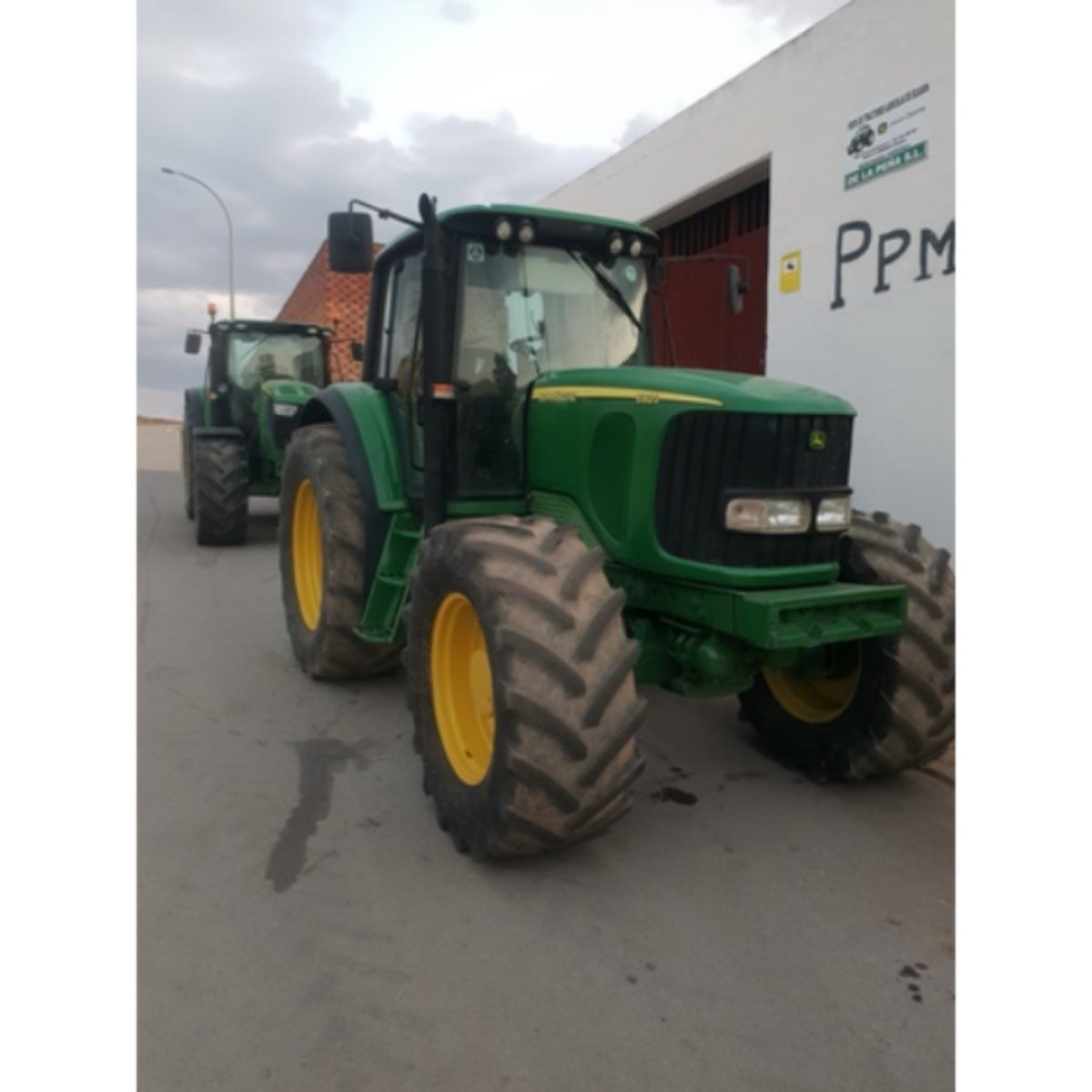 JOHN DEERE - 6920
