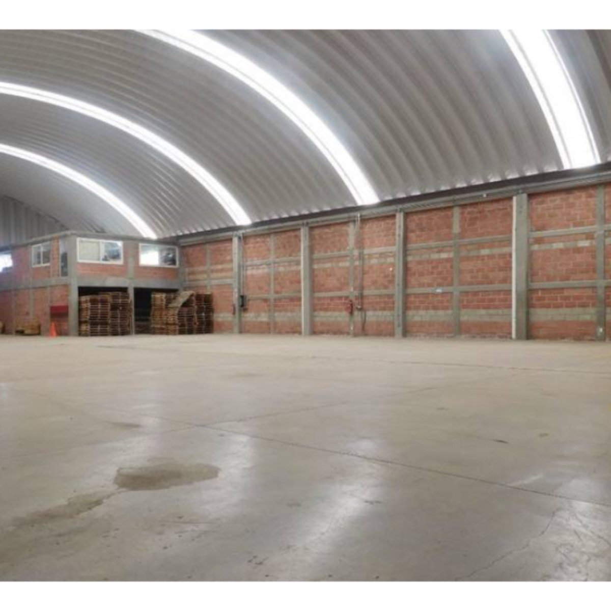BODEGA - NAVE , EN HUITZILAC, MORELOS DE 1,000 M2