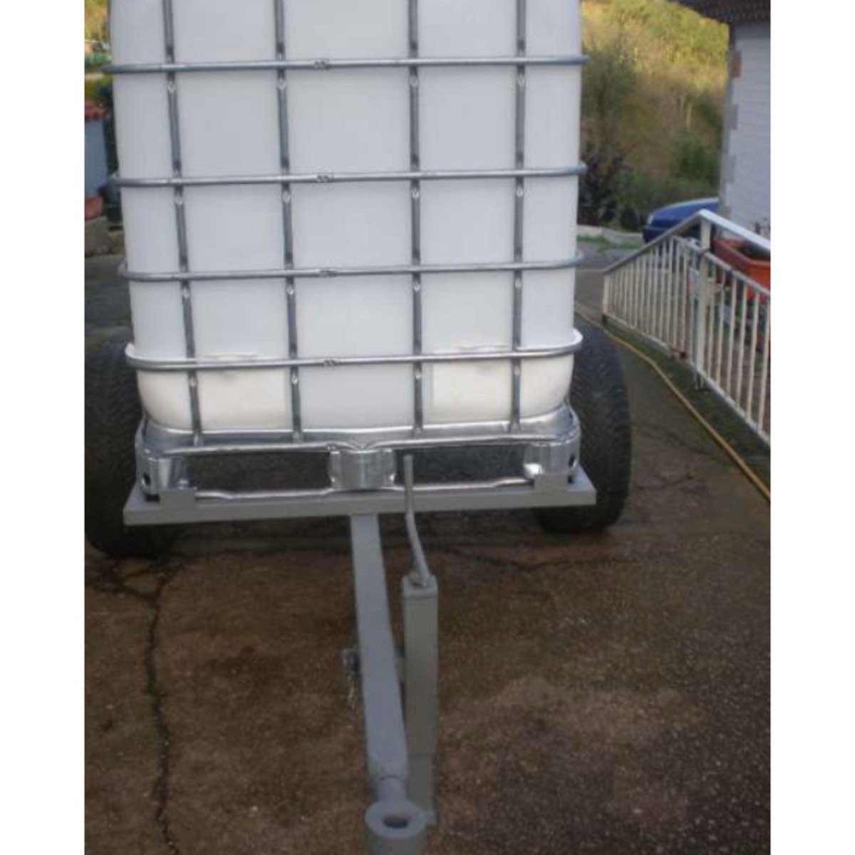 CARRO BEBEDERO DE 1000 LITROS