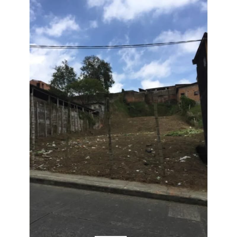 Vendo lote de 1700 metros en el alto de las palmas
