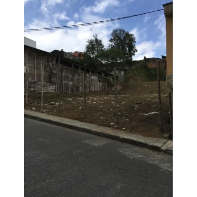 Vendo lote de 1700 metros en el alto de las palmas