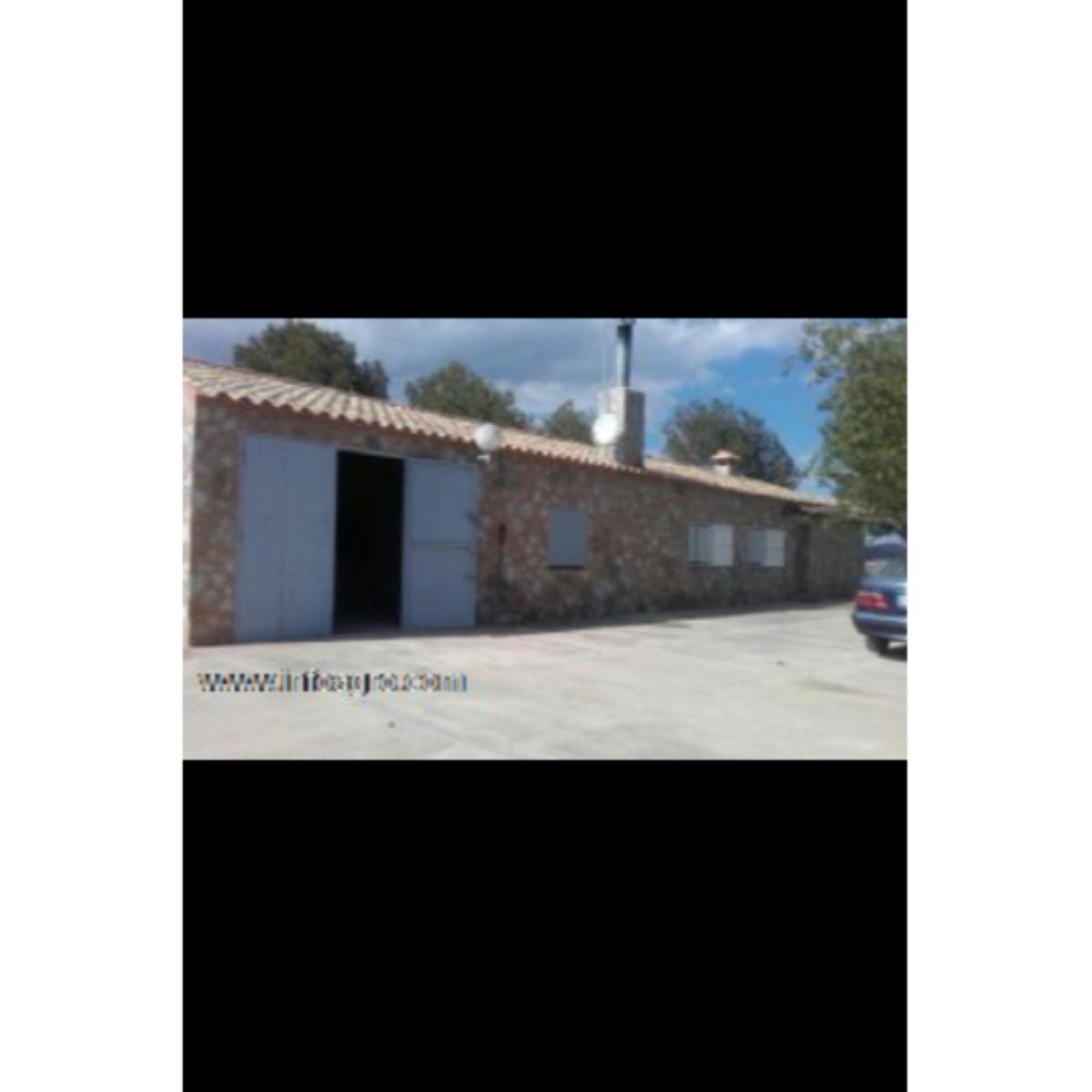 Se vende finca rústica con vivienda y 5000 olivos
