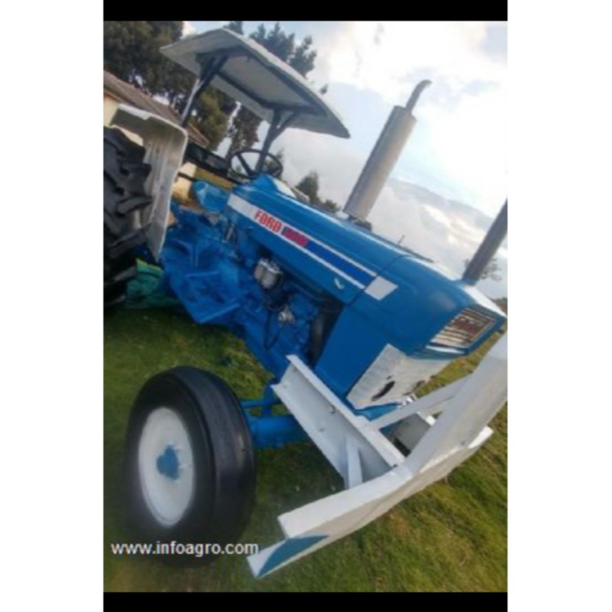 Se vende hermosos equipos para tractor poco uso