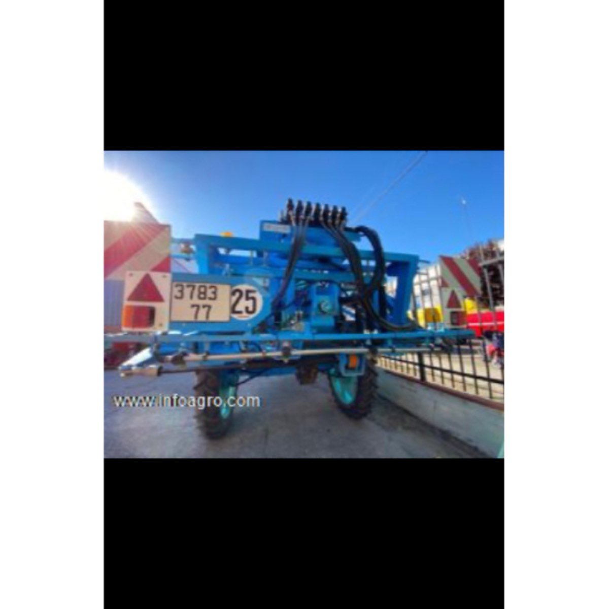 Se vende pulverizador arastrado berthoud