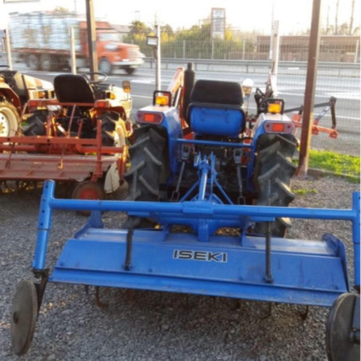 MINITRACTOR ISEKI TU1900