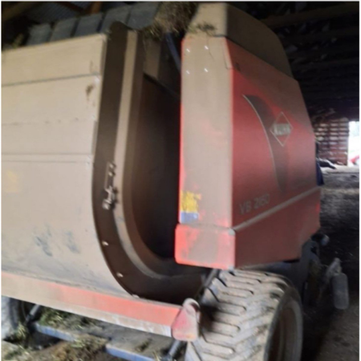 Vendo Rotoenfardadora Kuhn