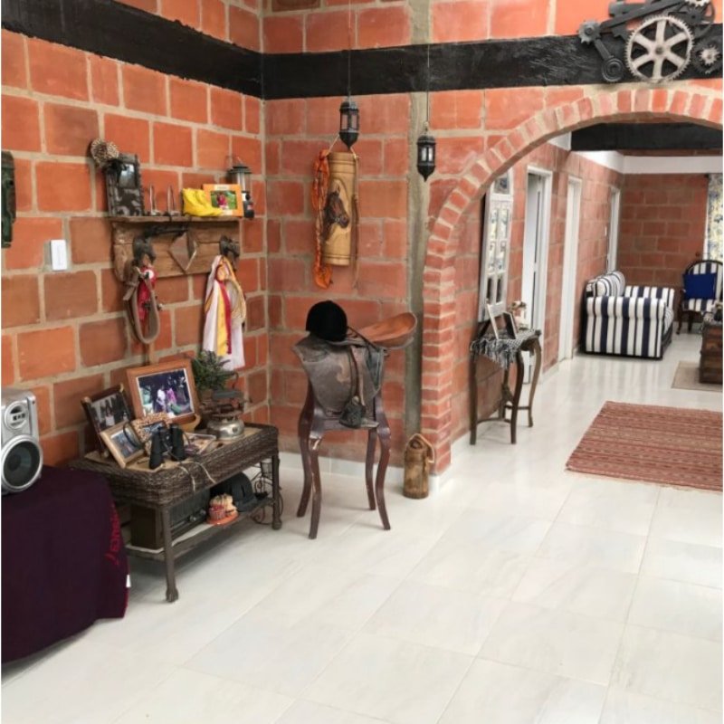 Hermosa casa campestre a puerta cerrada
