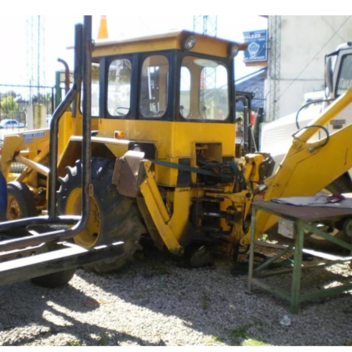 Vendo pala y retroexcavadora John Deere