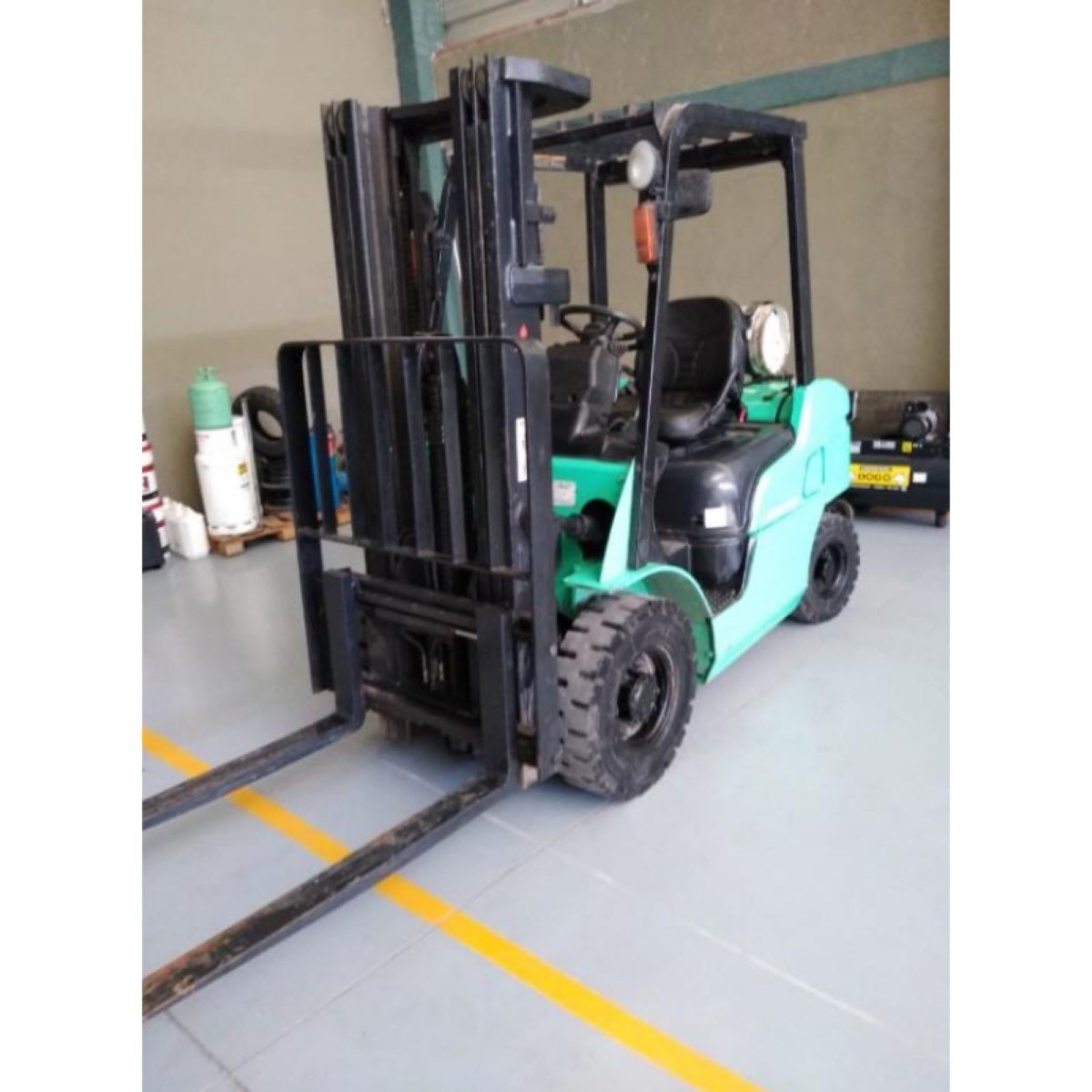 autoelevador mitsubishi modelo 2017 diesel