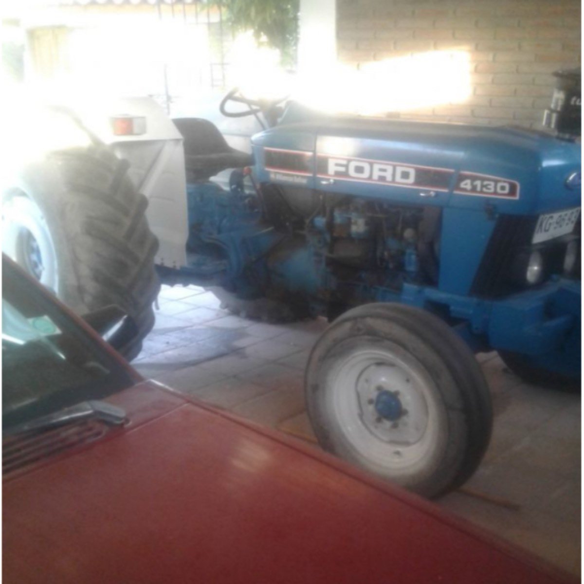 Se vende trator Ford 4130
