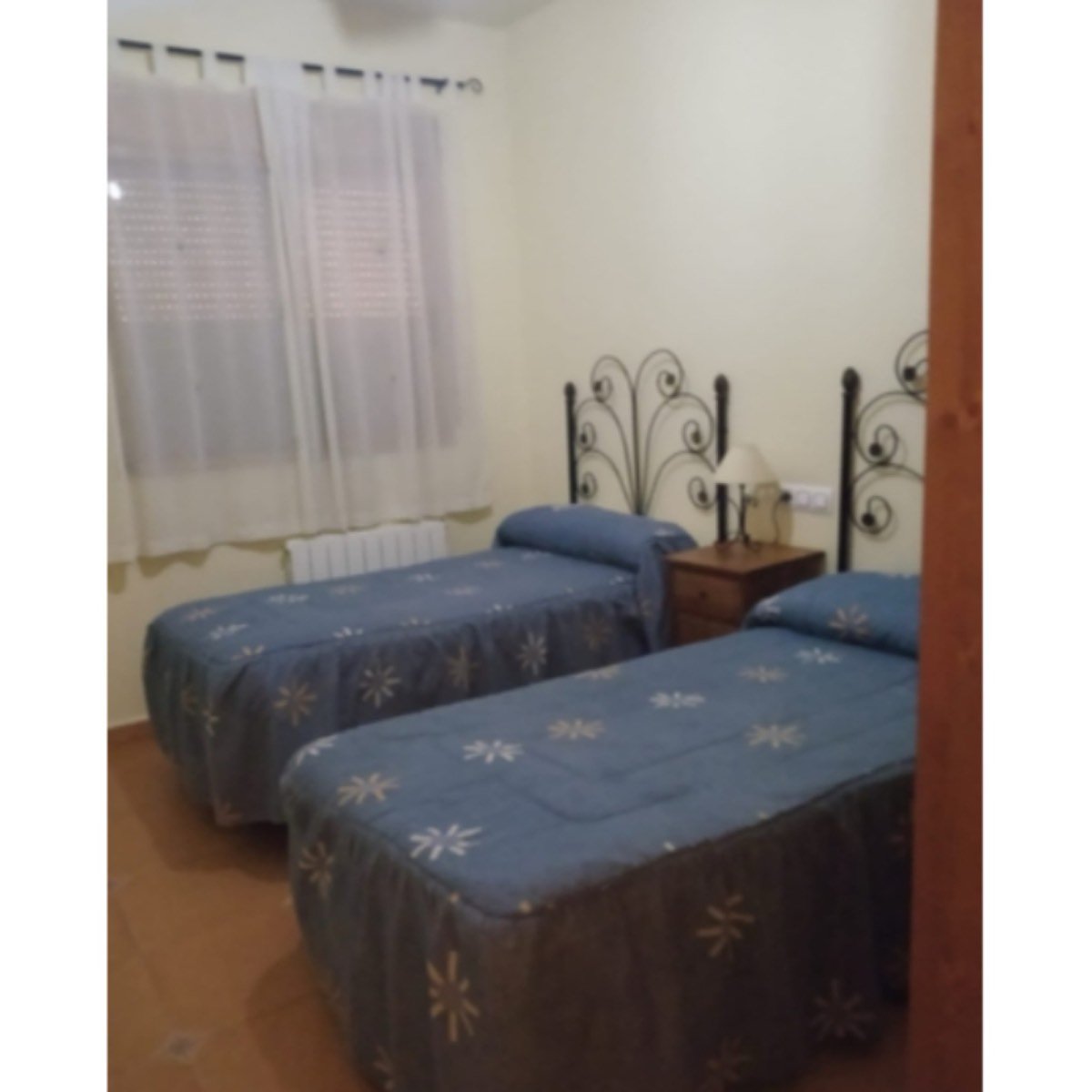VENTA DE ESPECTACULAR CASA CAMPO - BULLAS
