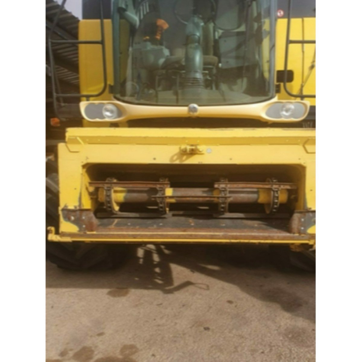COSECHADORA NEW HOLLAND CS640
