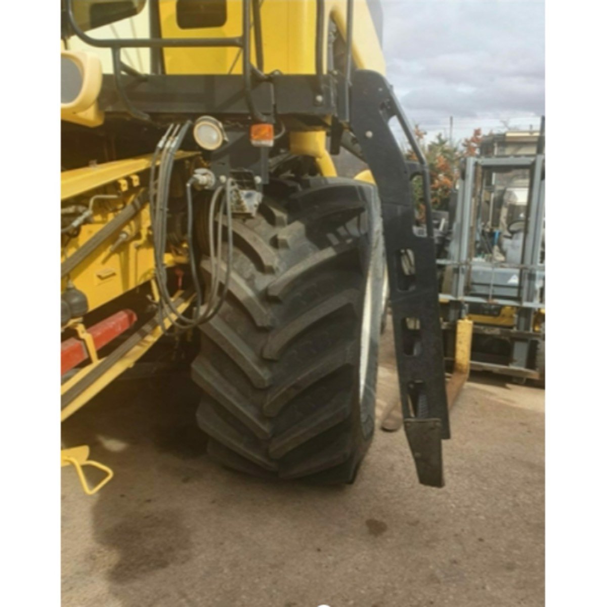 COSECHADORA NEW HOLLAND CS640