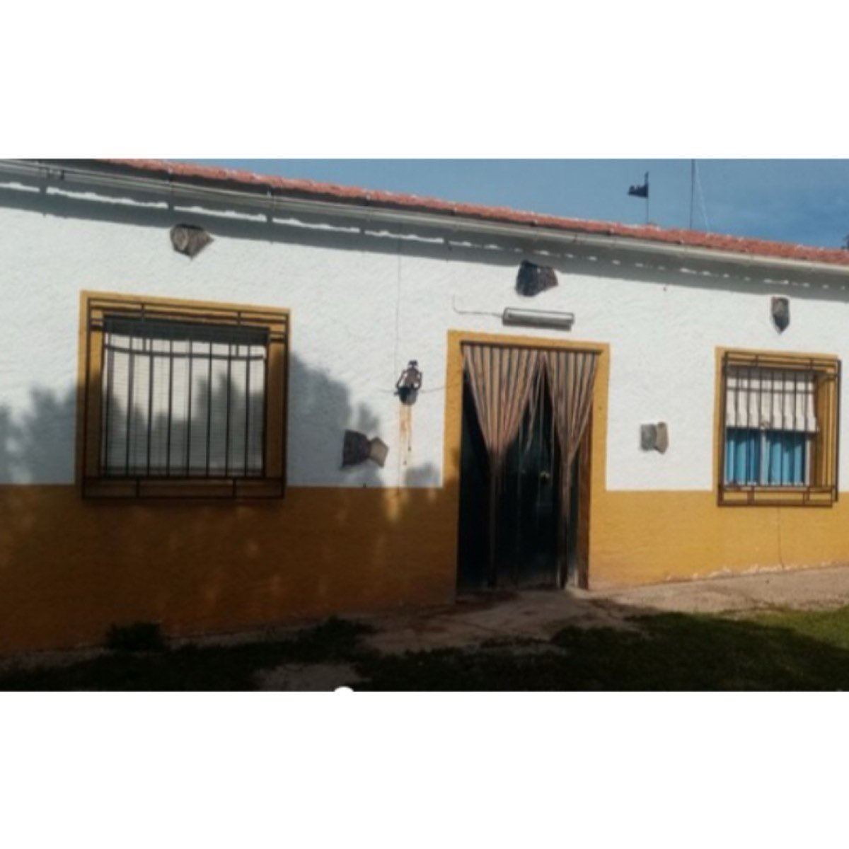 VIVIENDA RURAL EN SIERRA MORENA