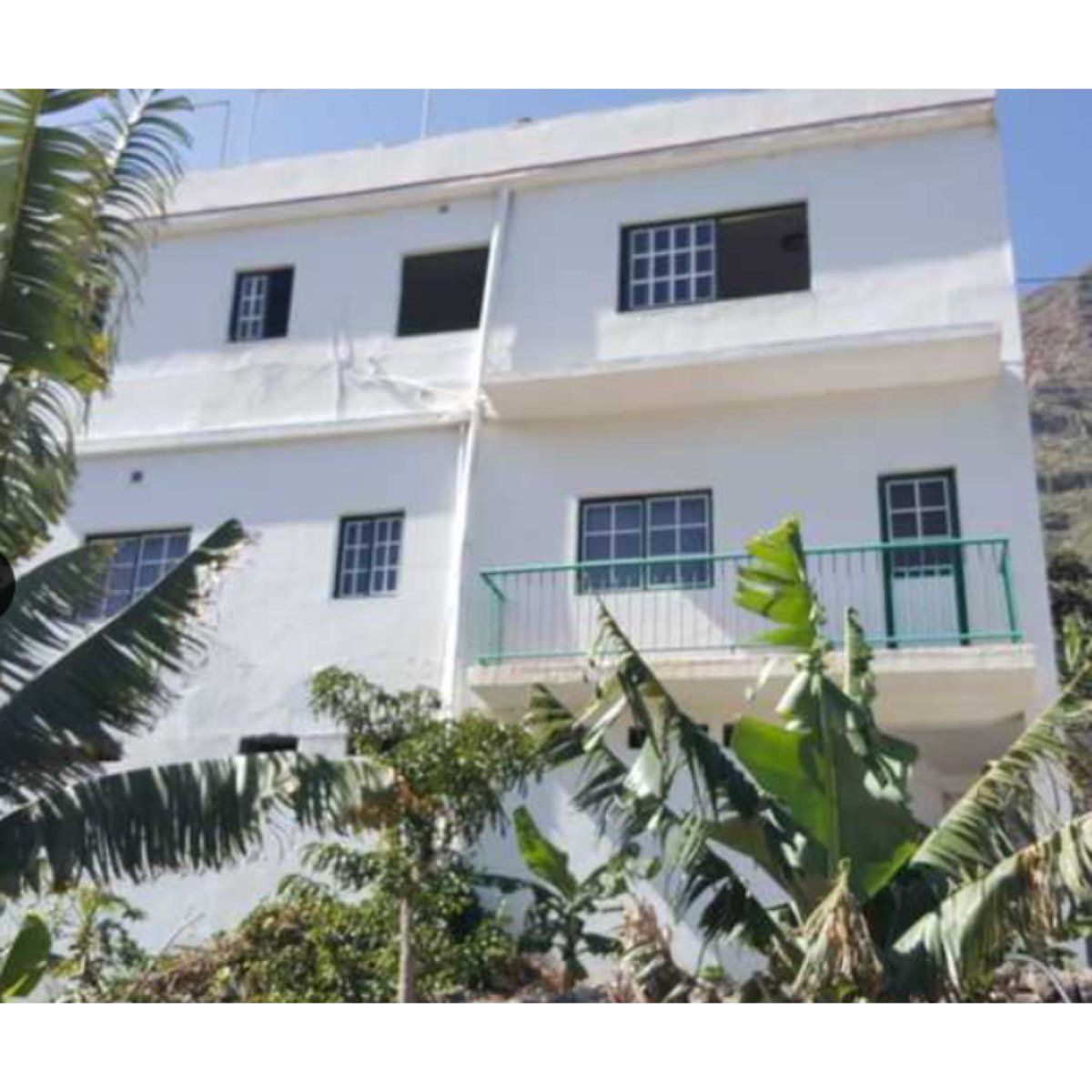 VENTA CASA + FINCA LA GOMERA