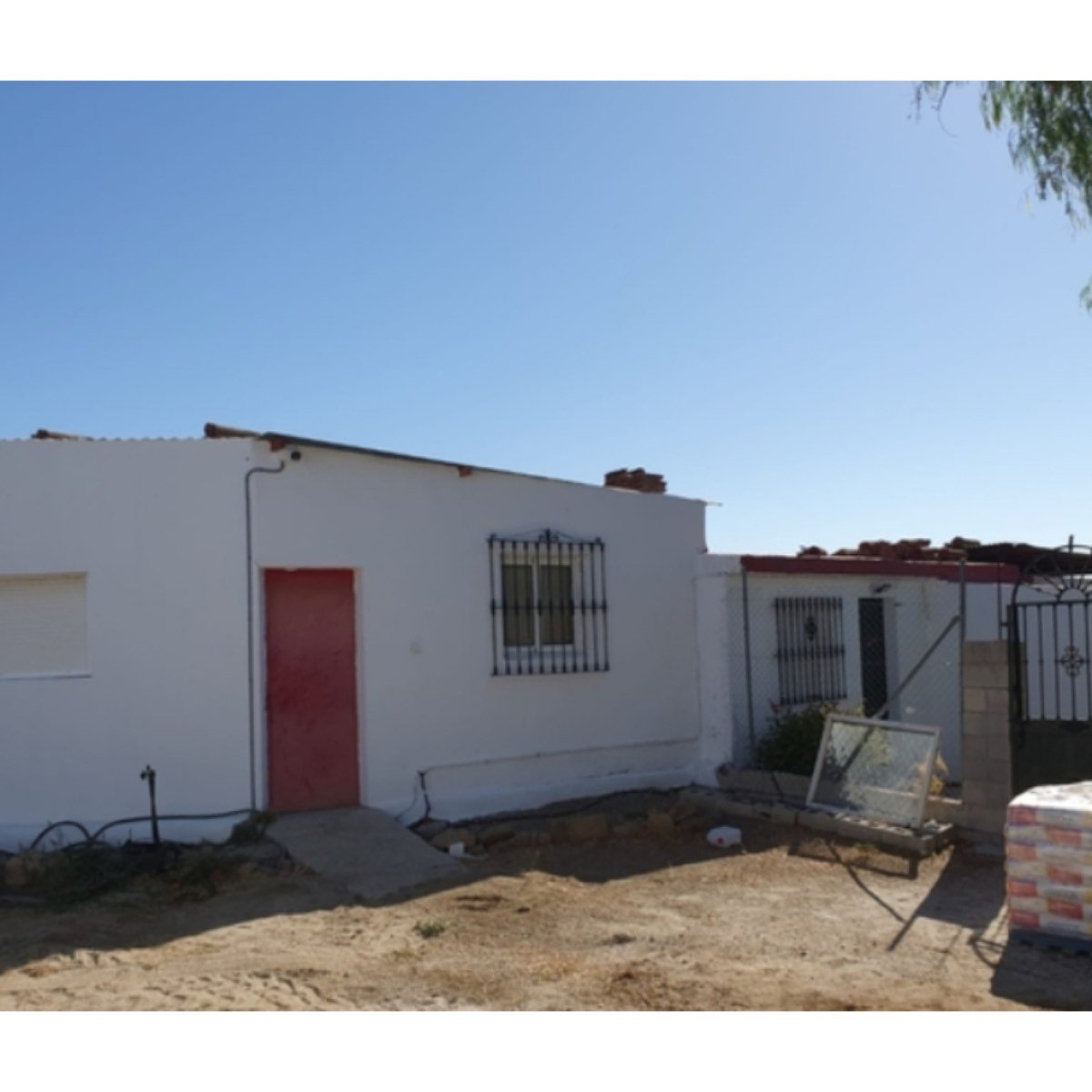 SE VENDE GRAN FINCA DE 44. 000M2