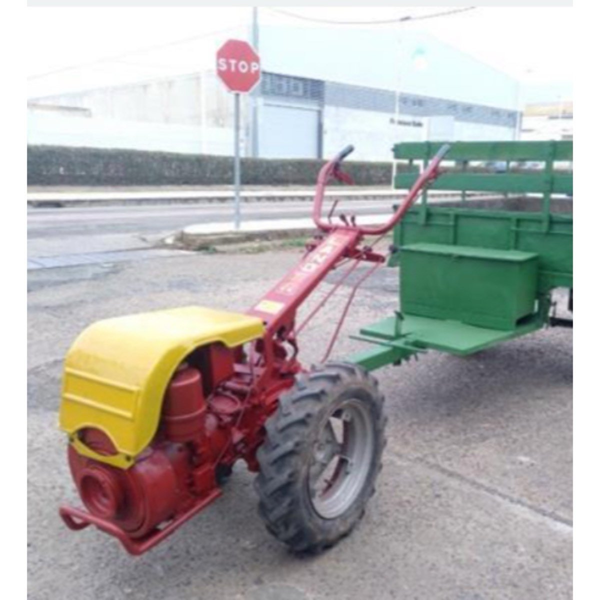 MULA MECÁNICA LANDER 618 CON REMOLQUE