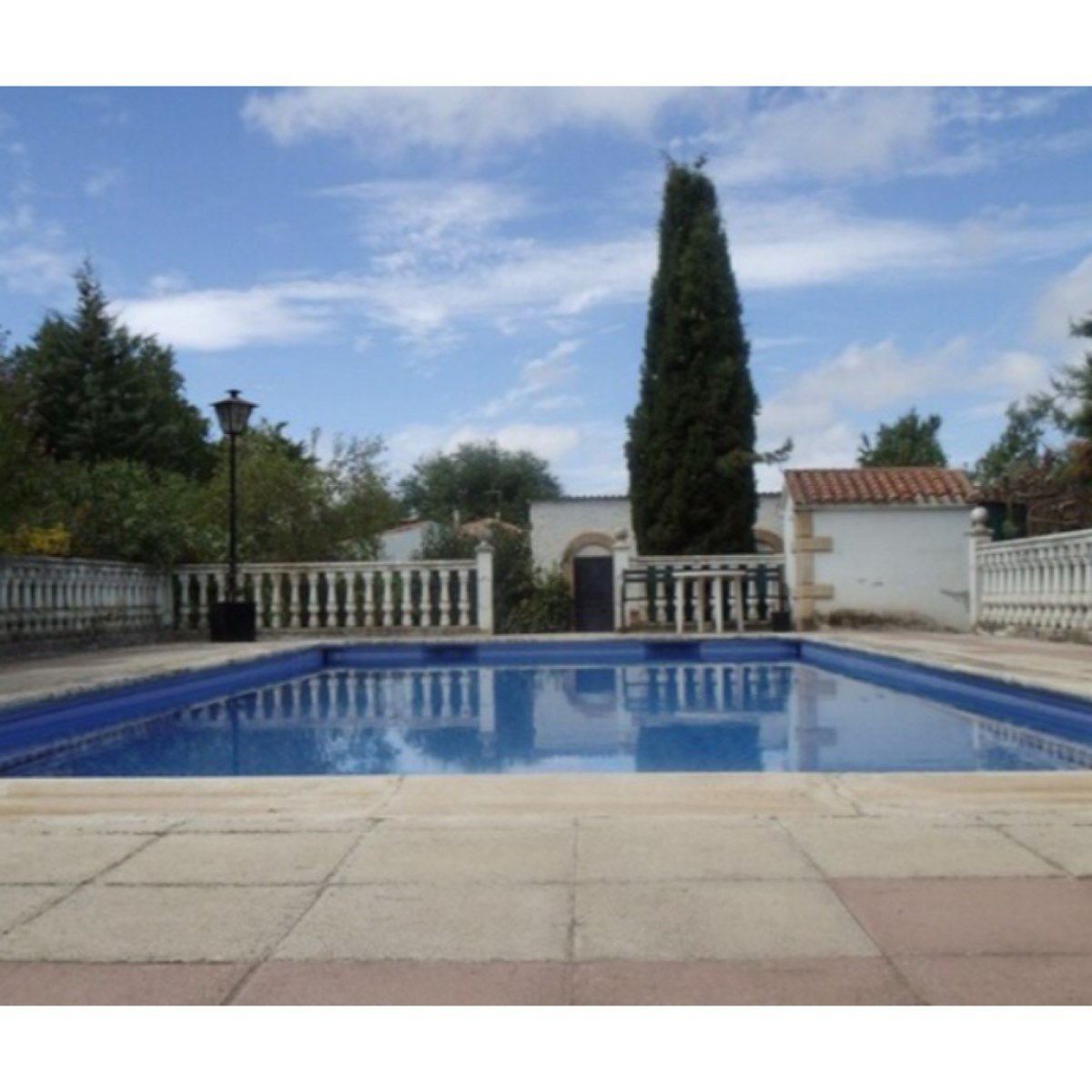 SE VENDE VIVIENDA EN TORREPEROGIL