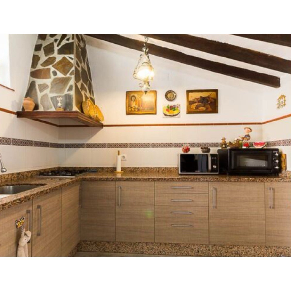SE VENDE VIVIENDA EN IZNATE