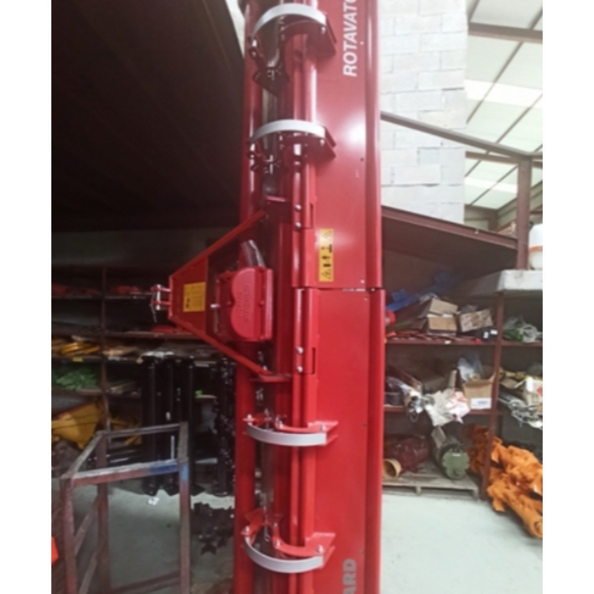 SE VENDE FRESADORA ROTAVATOR HOWARD/KONGSKILDE