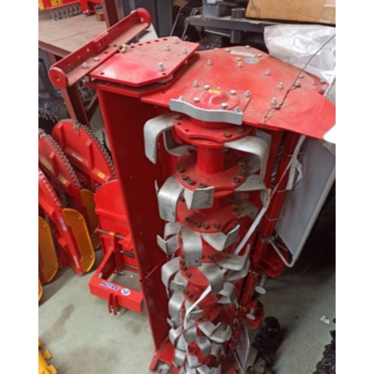 SE VENDE FRESADORA ROTAVATOR HOWARD/KONGSKILDE
