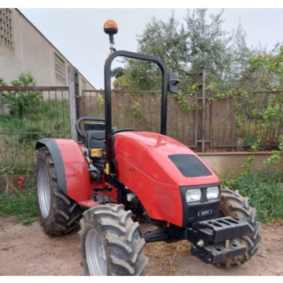 SE VENDE AGRIFARM - 550 DT