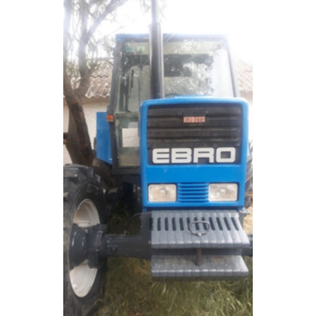 Se vende 8135 EBRO KUBOTA