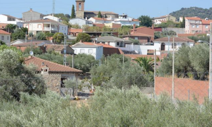 Casa y trabajo para familias con hijos en Griegos
