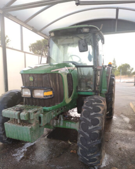 SE VENDE JOHN DEERE - 6220