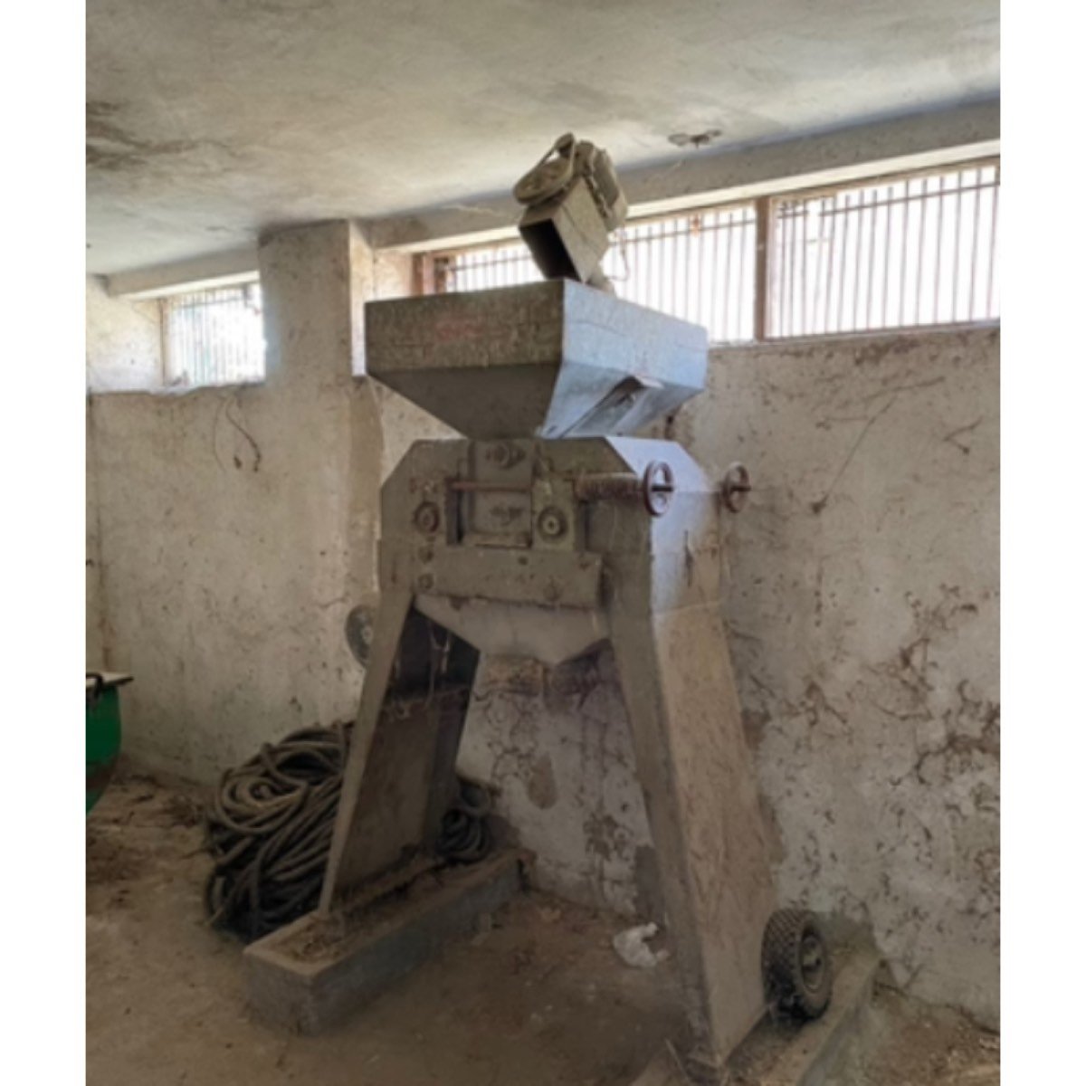MOLINO PARA CEREALES