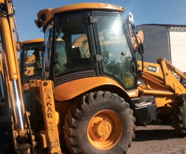 MIXTAS JCB 3CX CATERPILLAR 428 432
