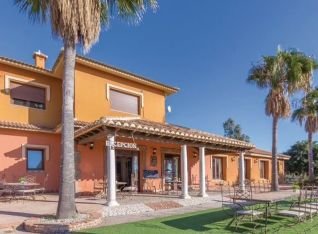SE VENDE HOTEL RURAL