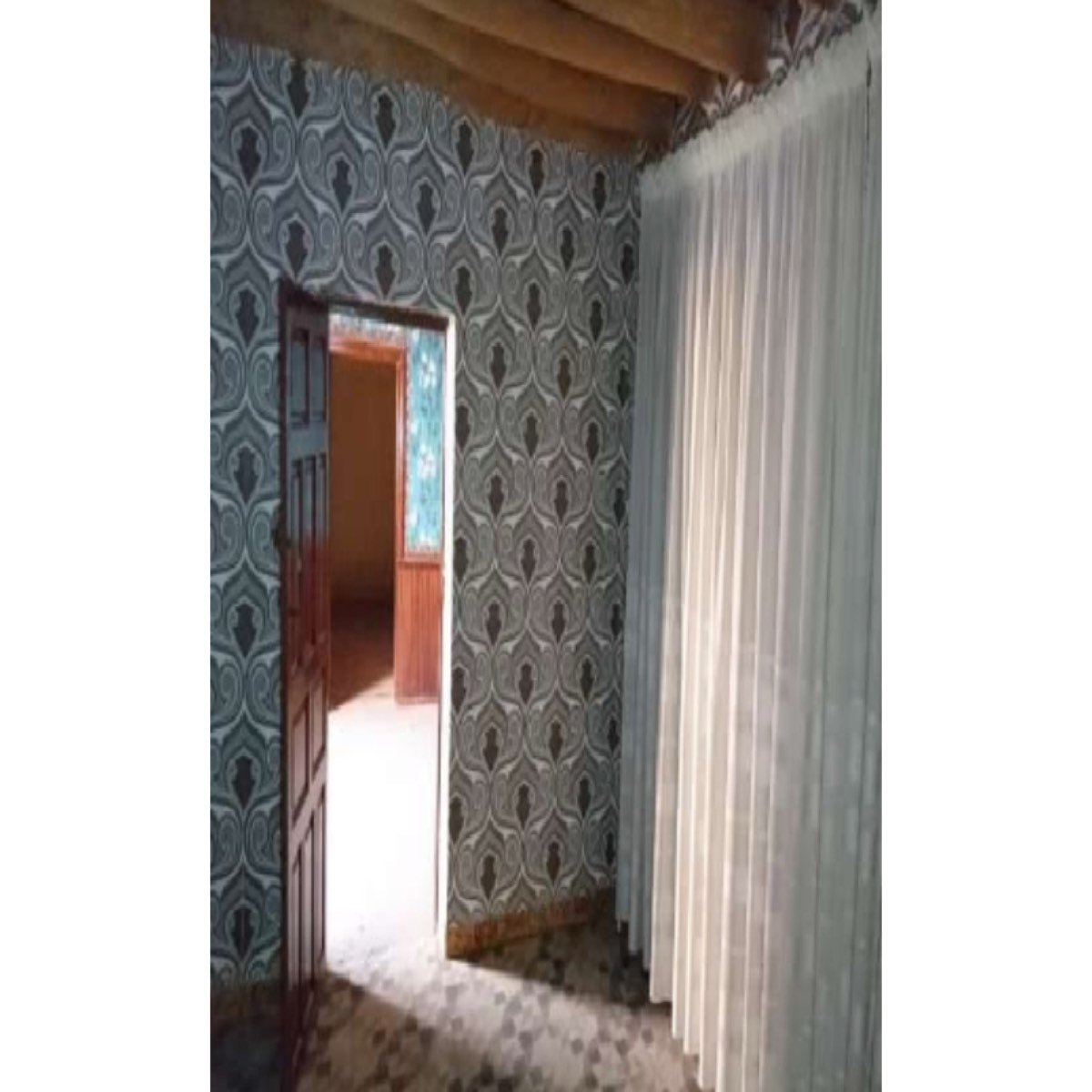 VENTA DE CASA RURAL Y DEPENDENCIAS