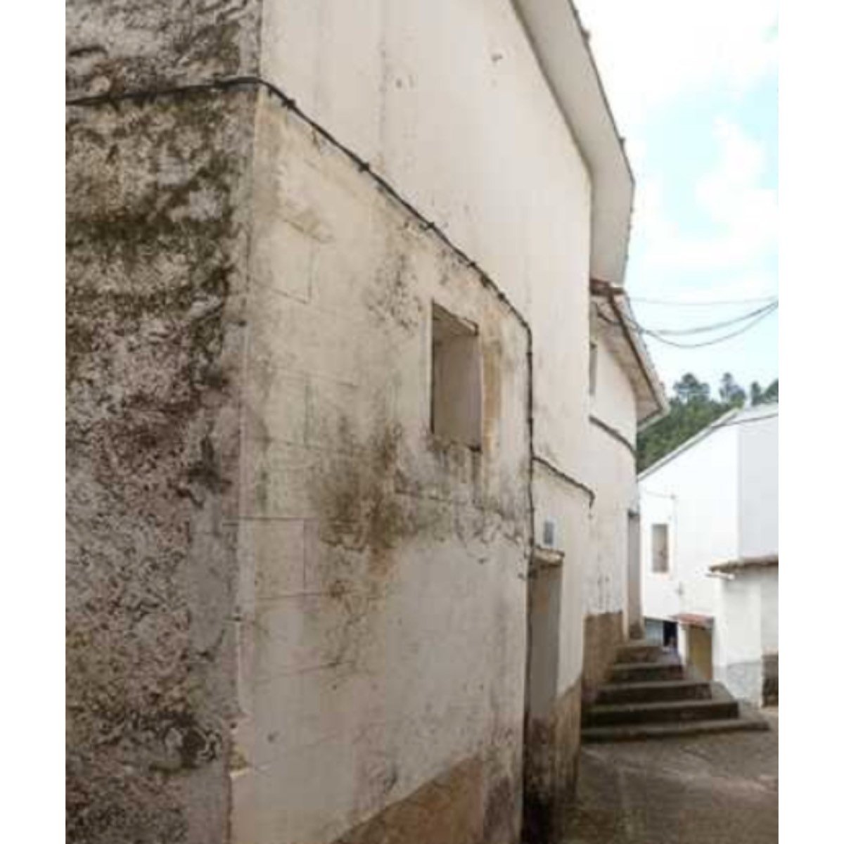 VENTA DE CASA EN CAMBRÓN(LAS HURDES)