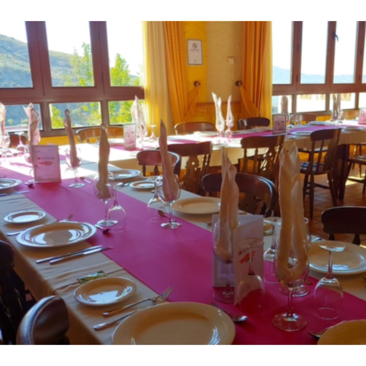 SE NECESITA COCINERA PARA HOTEL RURAL