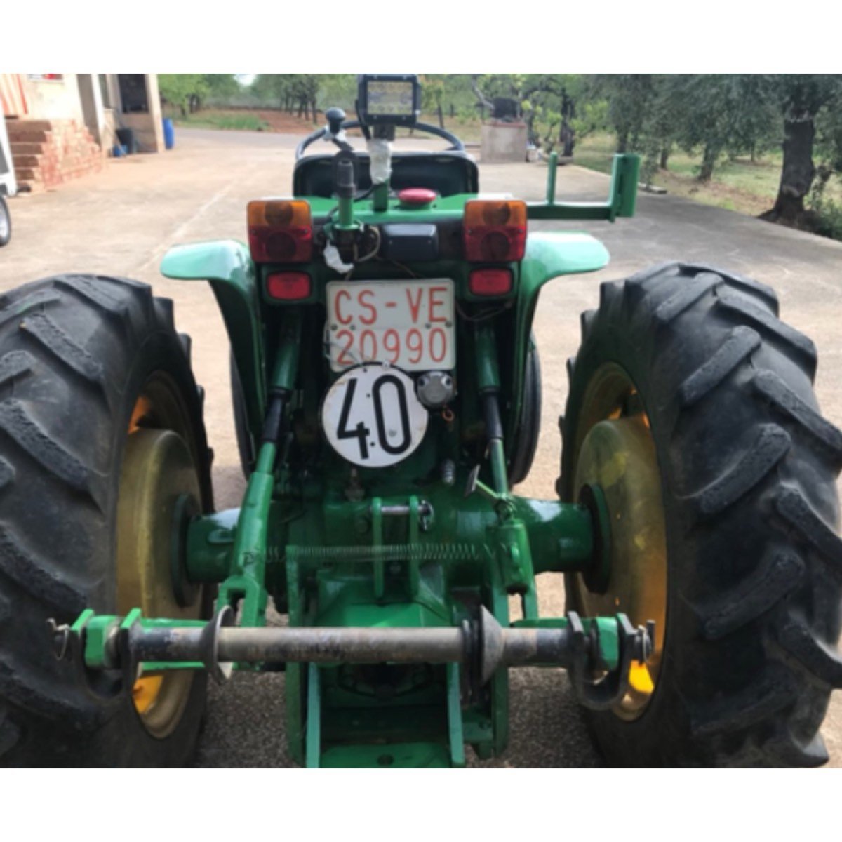 JOHN DEERE - 1030