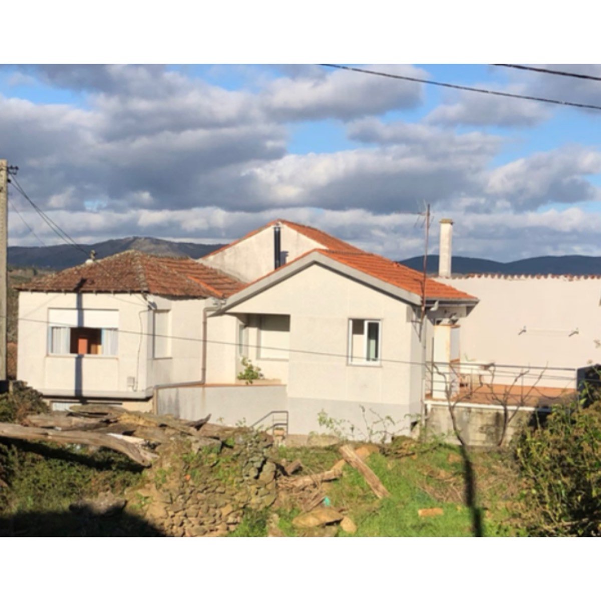 SE VENDE CASA EN DON DO PUEBLO - PLAZA DO FONDO