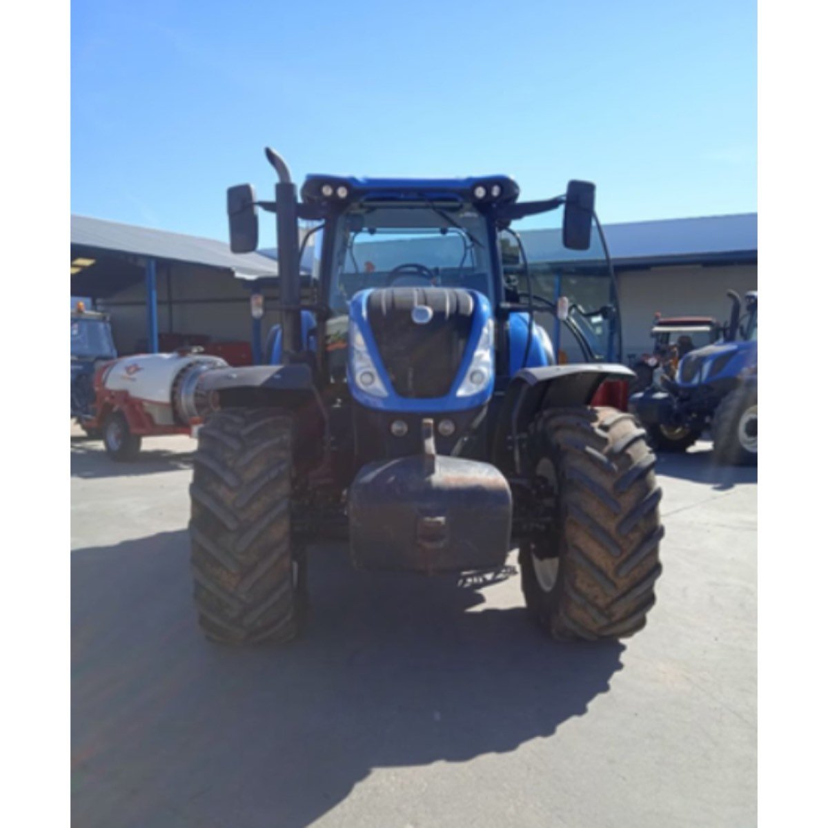 VENDO NEW HOLLAND - T7 215 S