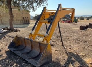 DUMPER AUSA 150