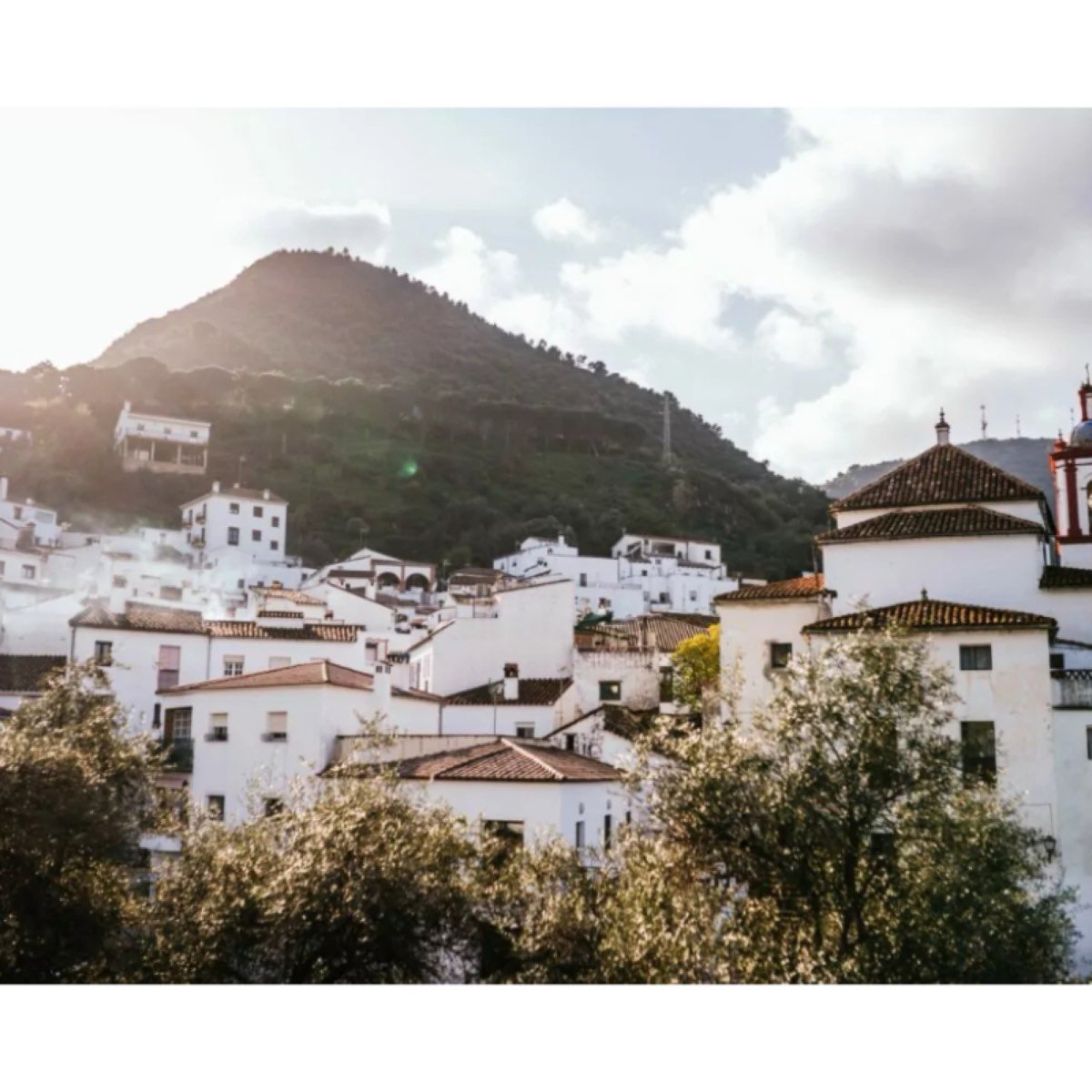 Benarrabá, pueblo de oportunidades.”