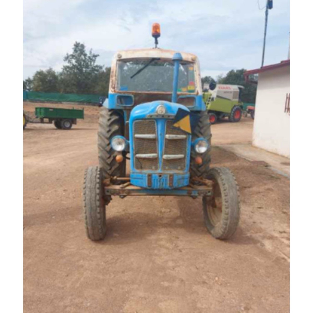 SE VENDE EBRO 55 - 55