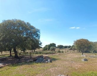 SE VENDE FINCA 4 CHARCAS 2 POZOS