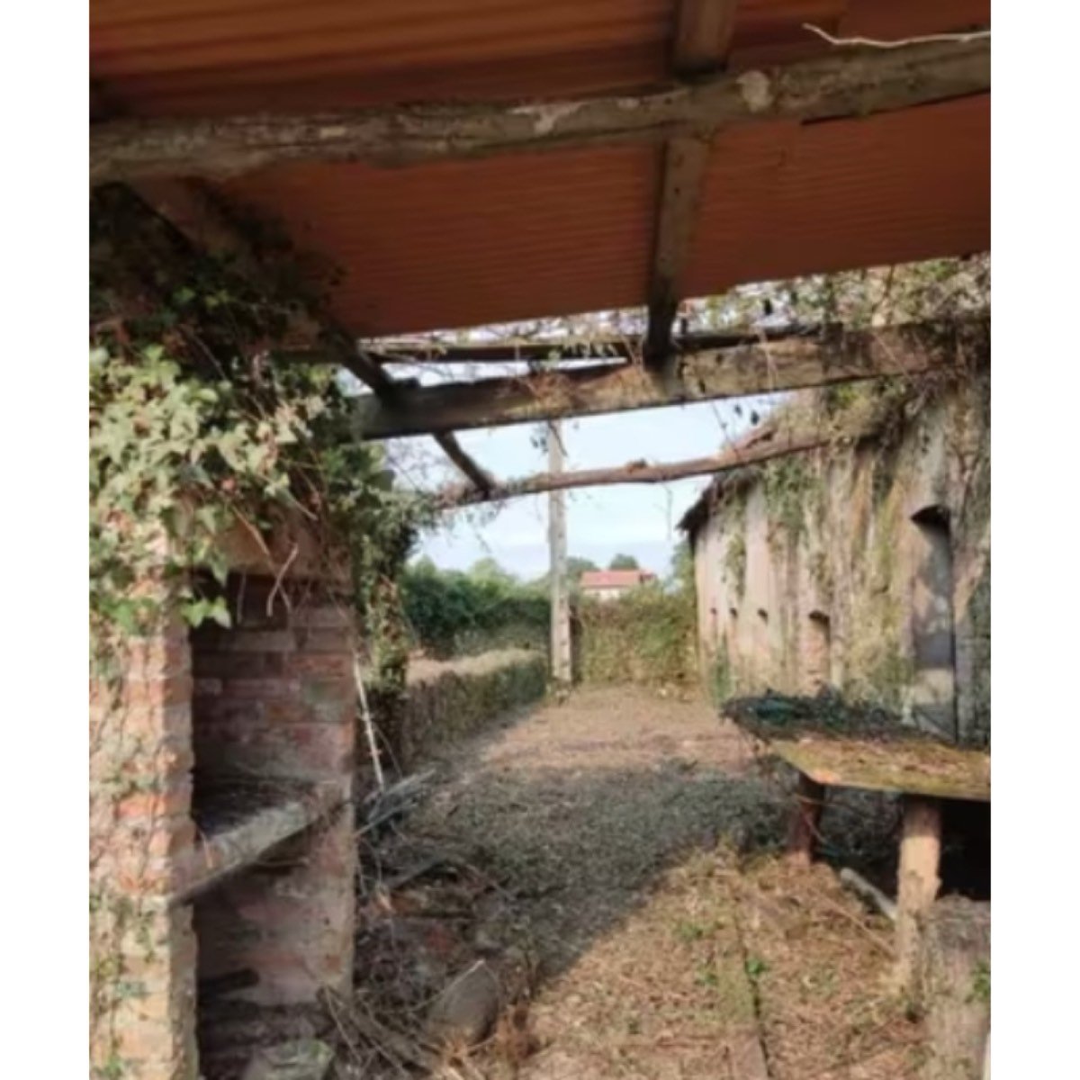 VIVIENDA A LA VENTA EN LA COGOLLA - PANDO 33