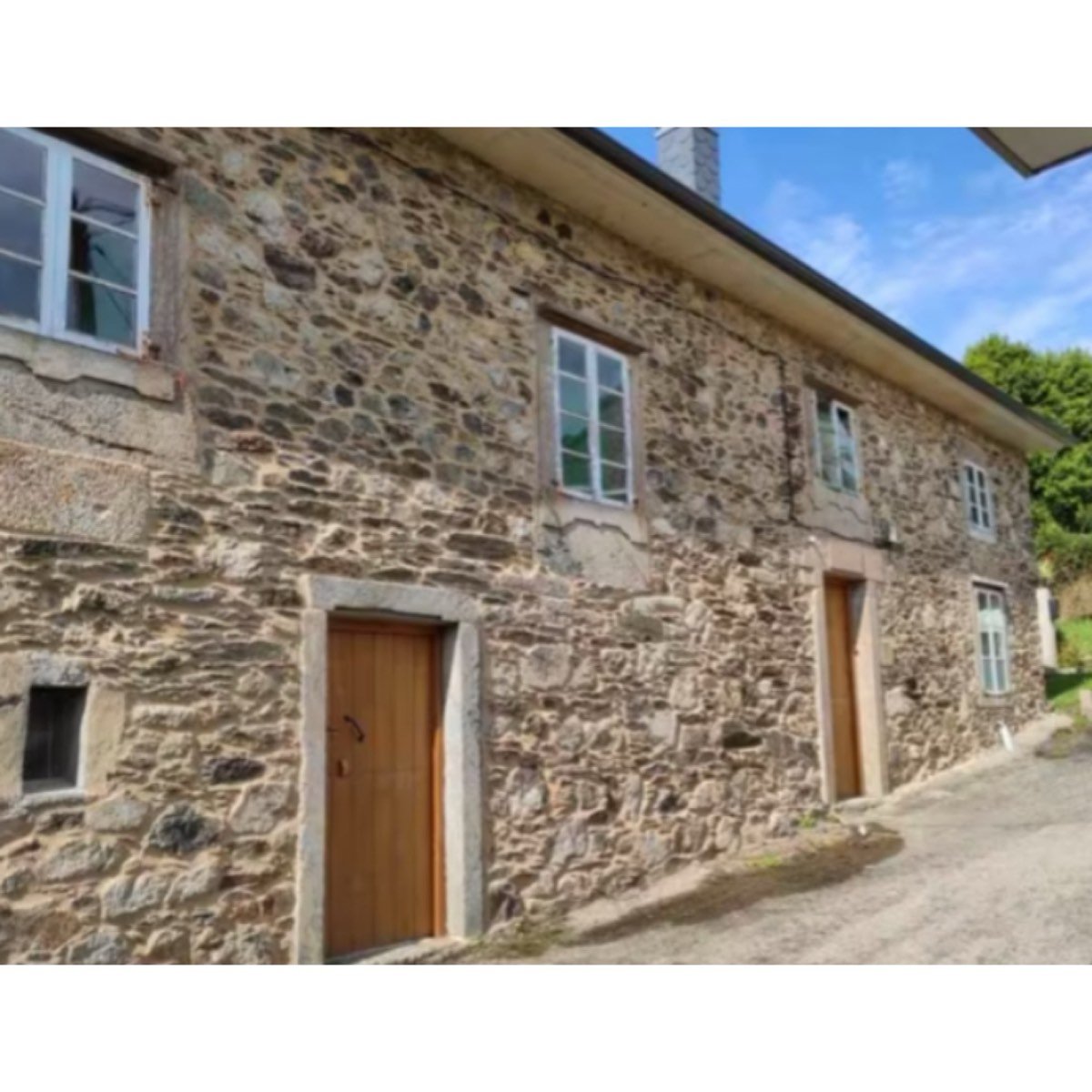 VIVIENDA RURAL EN RECEMEL