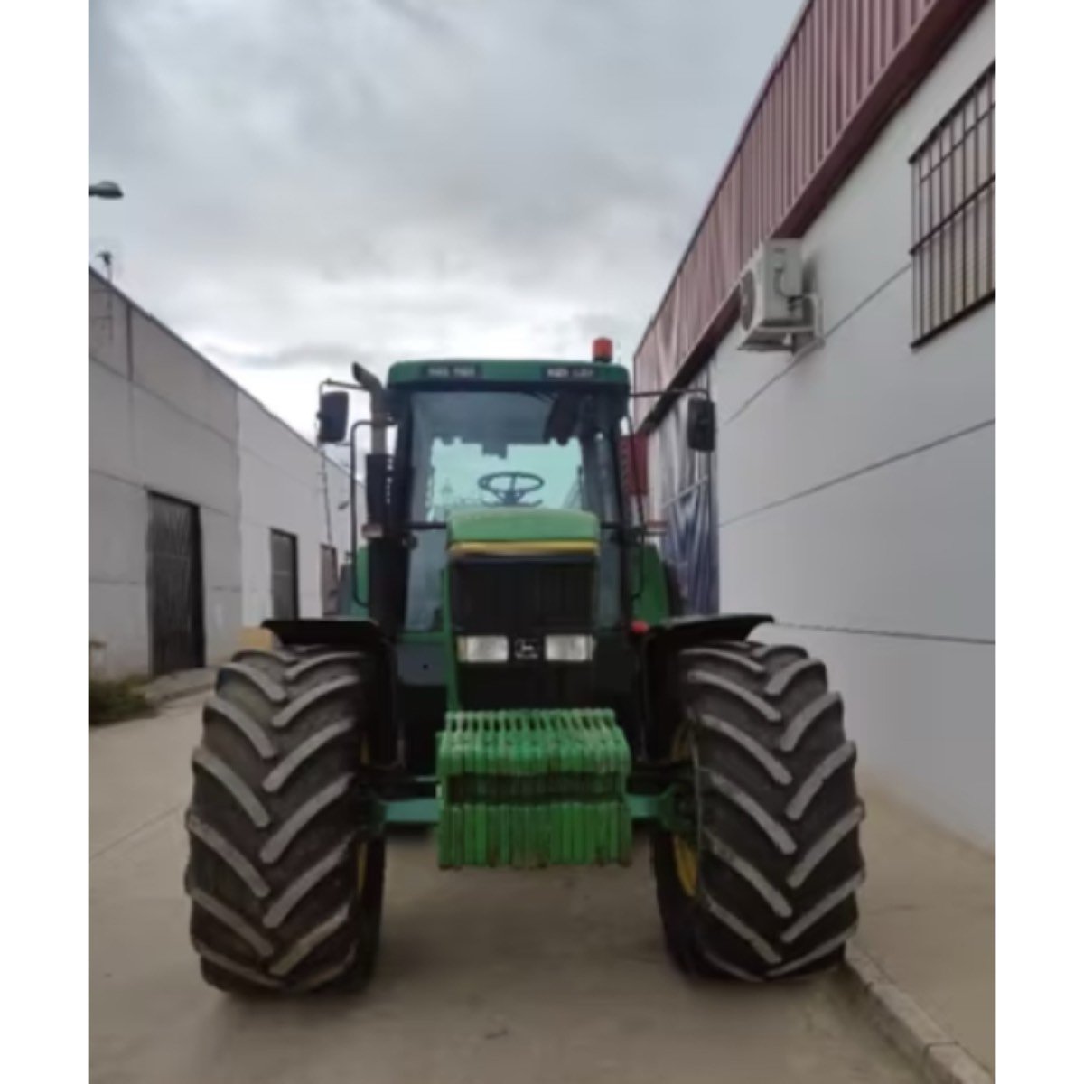 JOHN DEERE - 7800 A LA VENTA