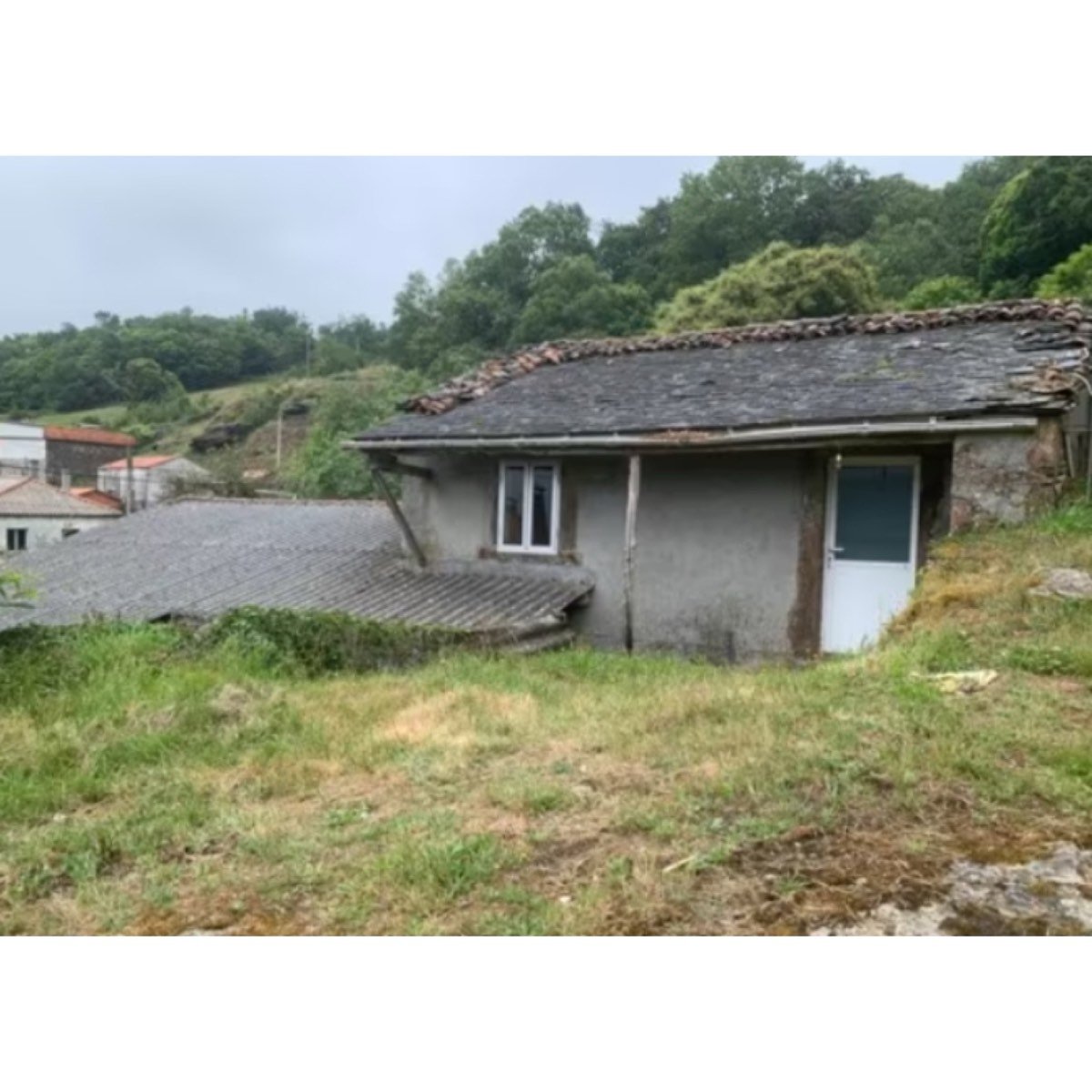 SE VENDE VIVIENDA EN MOA - MOA