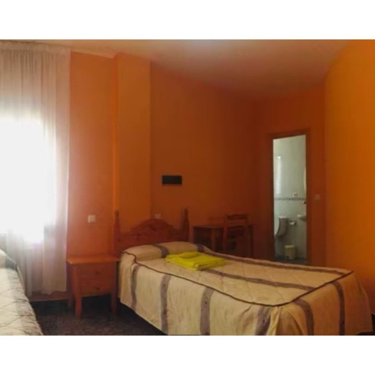 HOSTAL RURAL A LA VENTA